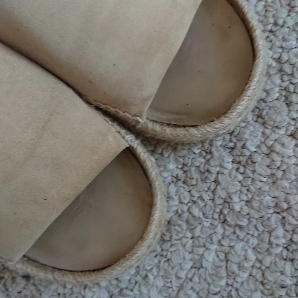 Vince Jesse suede slip-on platform sandals size 7